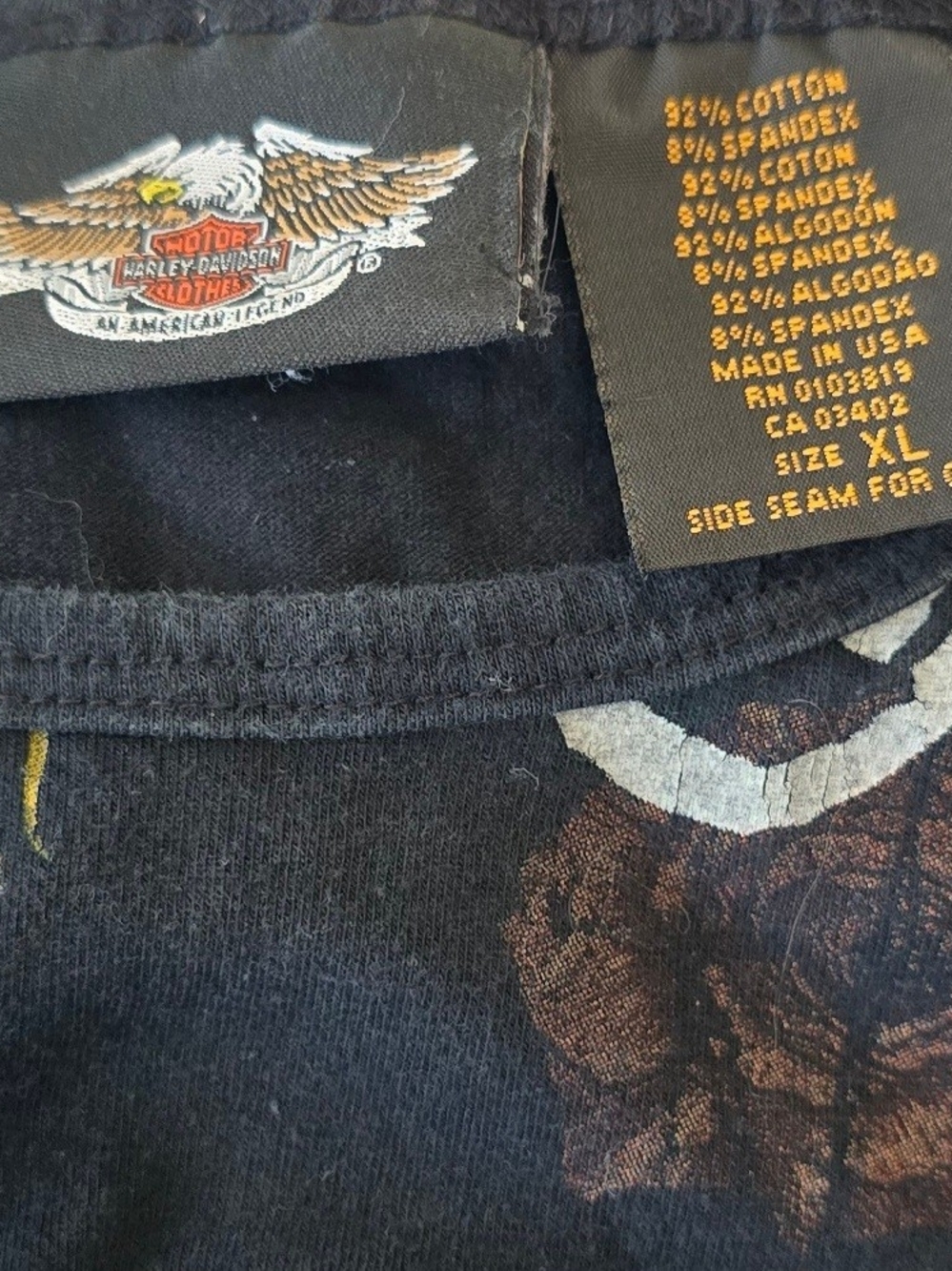 Harley-Davidson Black Tee with Red Rose Graphic - Picture 6 of 7